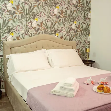 Residenza Angioina نابولي