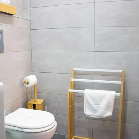 بيت ضيافة Residenza Angioina